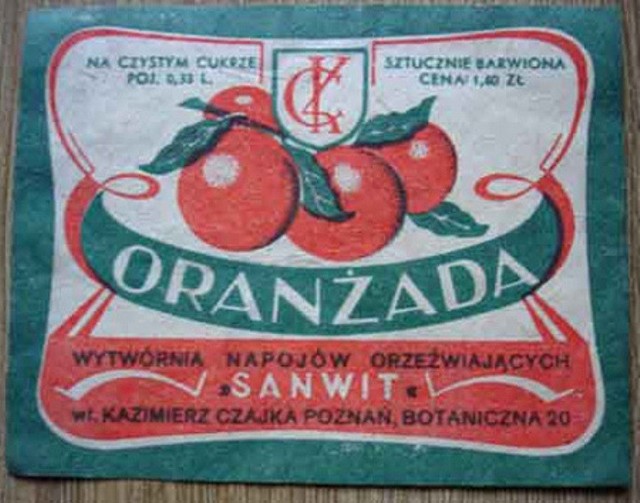 Na czystym cukrze i sztucznie barwiona. Oranżady z Wytwórni Napojów Orzeźwiających "Sanwit" można się było napić już w latach sześćdziesiątych. Cena? Jedyne 1,60 zł.