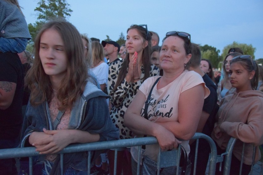 Koncert zespołu WILKI w Zbąszyniu. 10. Święto Jeziora -...