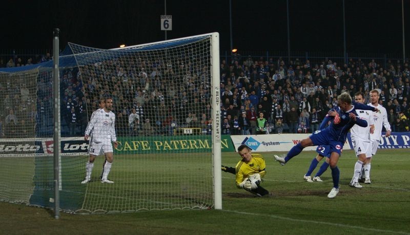 Ruch - GKS Bełchatów 2:1 [ZDJĘCIA + WIDEO]. Ważne zwycięstwo Niebieskich!