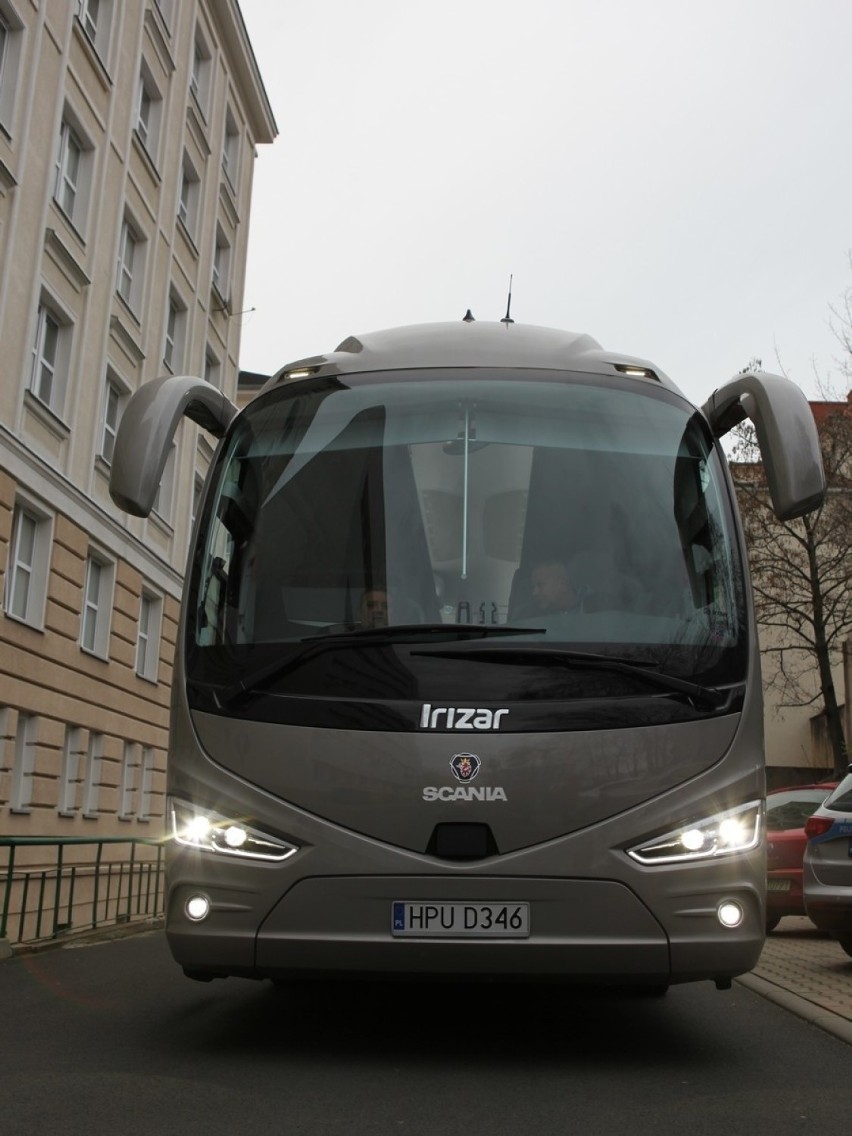 Nowy Irizar i6S służy policjantom od nowego roku. Pojazd o...