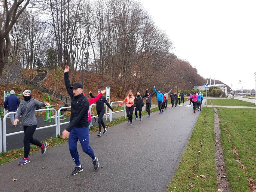 Trenują ze znanymi lekkoatletami przed półmaratonem w Gdyni [zdjęcia]