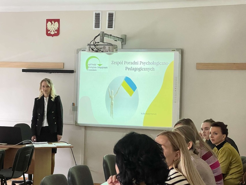 Wielu ukraińskich nauczycieli znalazło zatrudnienie w częstochowskich szkołach i innych placówkach oświatowych, aby wspomóc polską kadrę w pracy z najmłodszym
