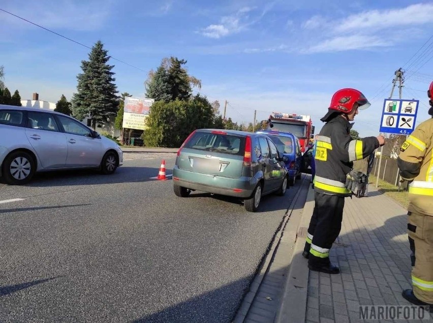Zderzenie dwóch samochodów w Lędzinach.