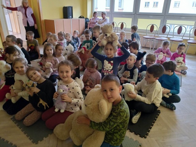 Dzień Pluszowego Misia w Przedszkolu Samorządowym numer 5 w Kielcach.