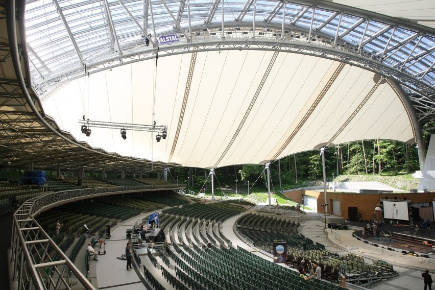 Otwarcie Opery Leśnej po remoncie. Zobacz już teraz najsłynniejszy polski leśny amfiteatr! [ZDJĘCIA]