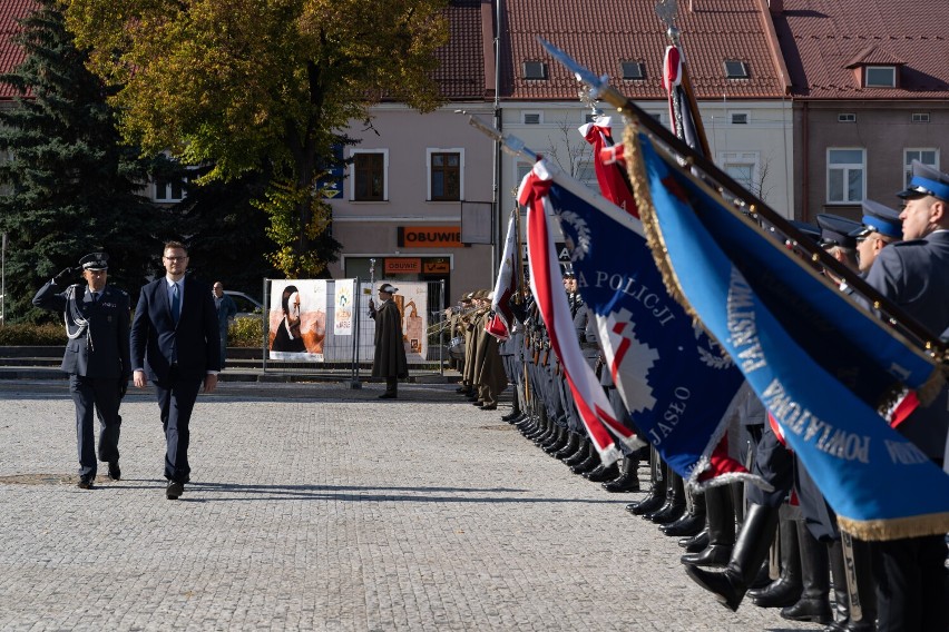 Zakład Karny w Jaśle świętował jubileusz 50-lecia. Jednostka otrzymała sztandar [ZDJĘCIA]