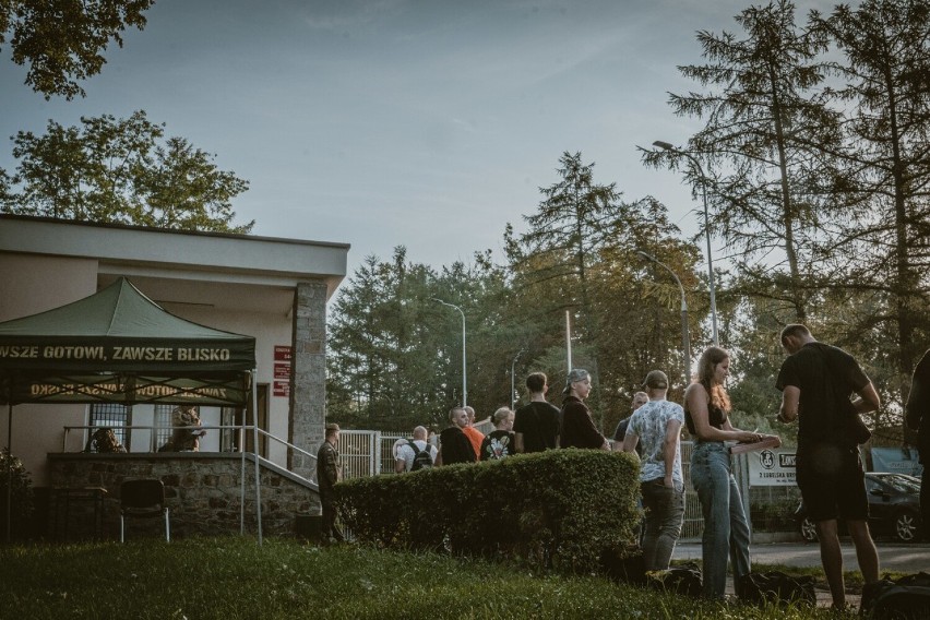 Lubelskie. W wakacje nie próżnują. Kolejni ochotnicy po raz pierwszy założyli mundur żołnierza. Zobacz zdjęcia 